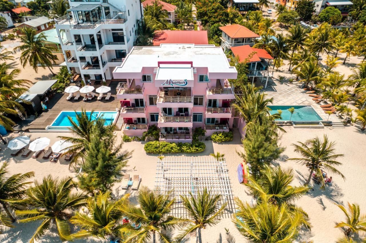 Miramar Suites Placencia 외부 사진